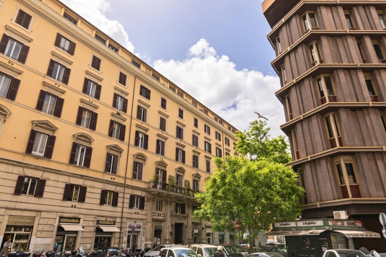 Buzzstays - Stylish Apartments Vatican Rome Downtown Bagian luar foto